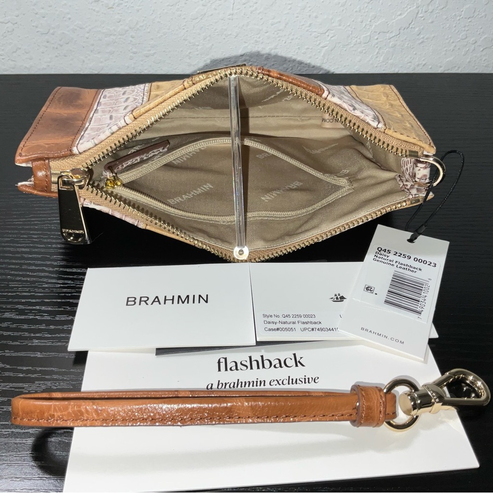Brahmin Daisy NATURAL FLASHBACK Leather Wristlet Cosmetic Clutch Bag NWT - Picture 7 of 7